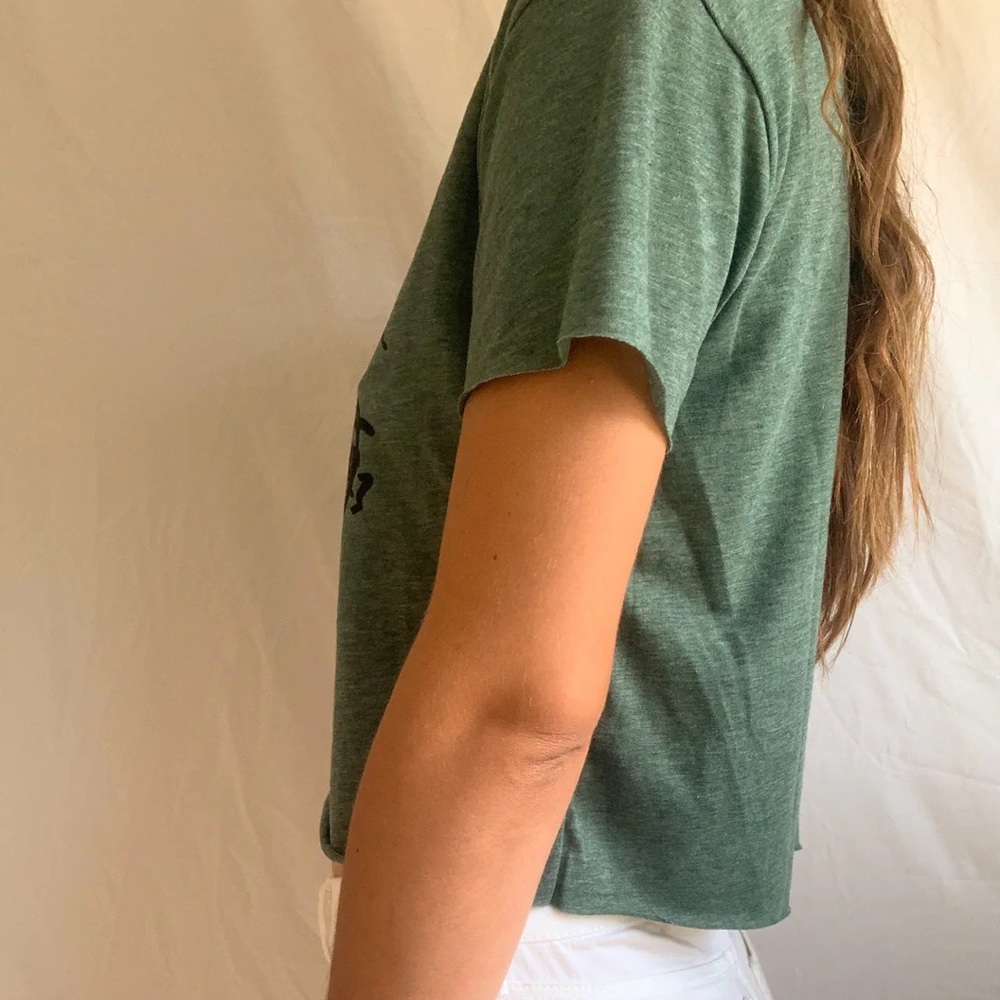 True Lucia Crop Top - Picture 5 of 6